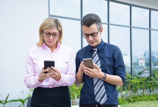 Sales Tracking Feature in OZÉ Clone App